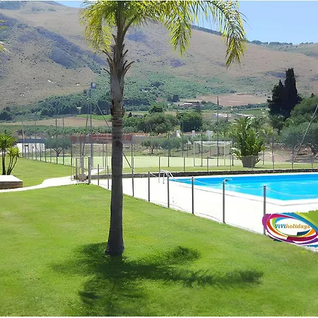 Viviholidays Villa Castellammare del Golfo